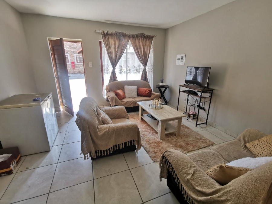 2 Bedroom Property for Sale in Potchefstroom North West